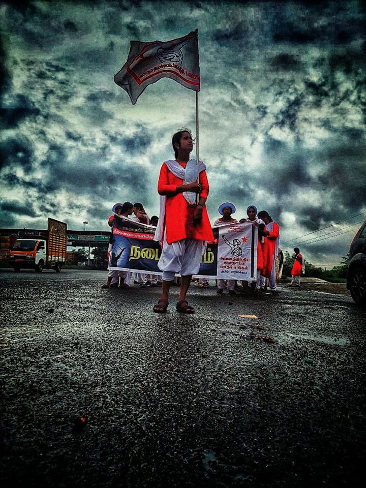 Madan Raj, miembros de AIDWA en su Gran Marcha en Tamil Nadu.